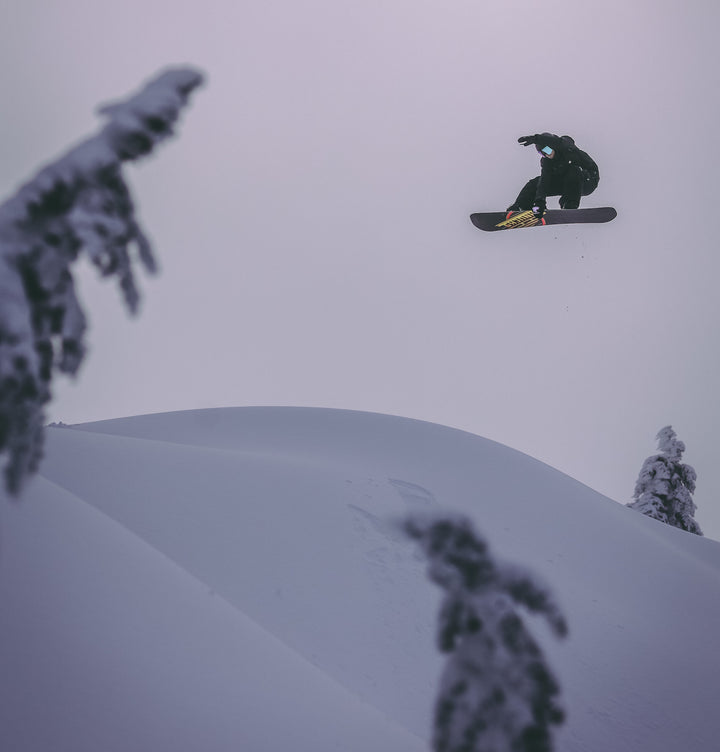 WIRED SNOWBOARDS x VANCOUVER CANUCKS