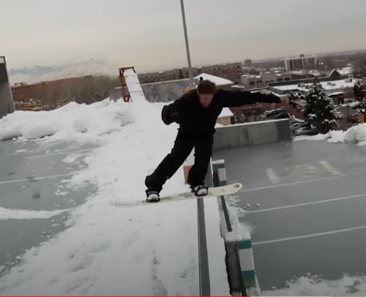 FOLLOW ME KIM'S GIFT SHOP King Snow